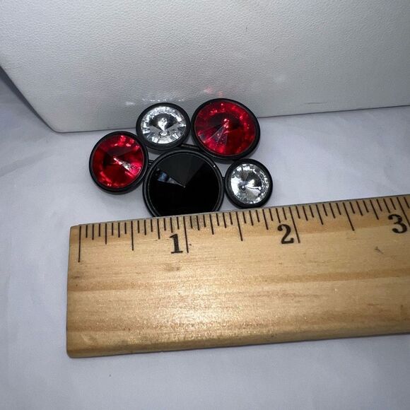 Goth Black Metal with Red and Black Crystal Brooch - Picture 3 of 6